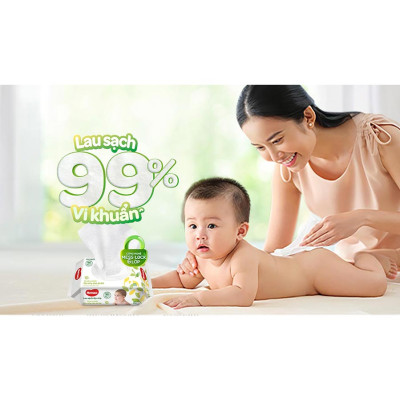 Khăn giấy ướt cho trẻ sơ sinh HUGGIES (Gói 72 tờ) - Chiết xuất Cao cao & Bơ hạt mỡ