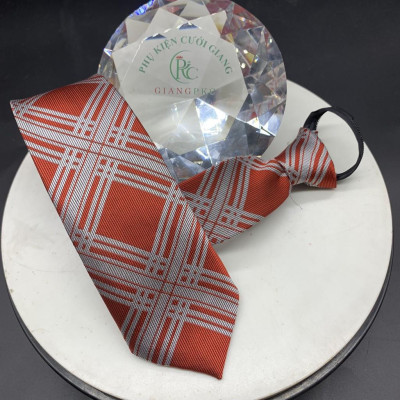 Cà Vạt Nam GiangpkcThắt Sẵn, Dây Kéo, Bản nhỏ 6cm công sở Vải Silk Lụa 100%, 3 Lớp mẫu mới tháng 7-2021