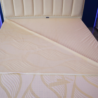 Nệm cao su thiên nhiên Aroma Latex 160x200x15cm