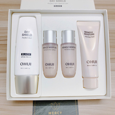 Bộ kem chống nắng OHUI DS PERFECT SUN BLACK SET