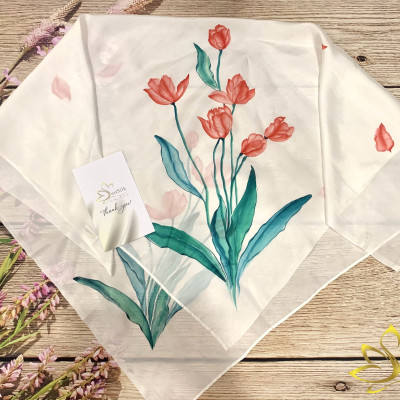 Khăn Lụa Vuông Cao Cấp Vẽ Tay Hoa Tulip – SenSilk, Quà Tặng Đối Tác
