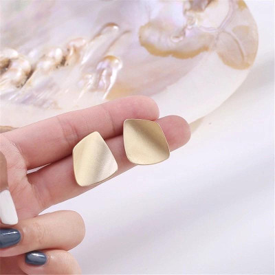 Earrings nữ đeo tai màu vàng thời trang cho nữ