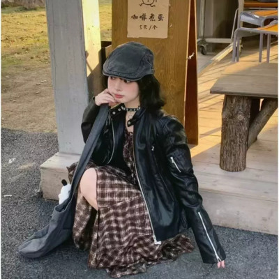 Nón beret mũ bê rê mỏ vịt dành cho nam nữ, chất liệu jean thời trang Hàn Quốc. #nonbere #muberet #mũ_bê_rê #nón_bere #mu #non #thoitrang #maumoi #xh #xuhuong #dulich #dangoai #dibien #nondep #trend #nonmovit #munoi #berenam #berenu #vazano