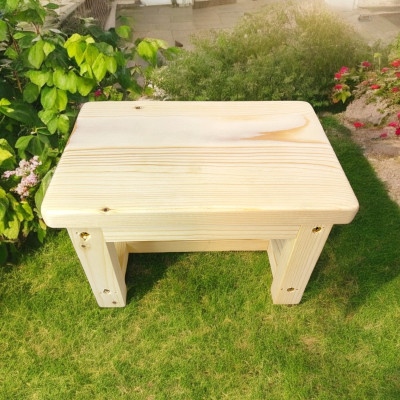 Ghế Đẩu Gỗ Vuông Nhỏ