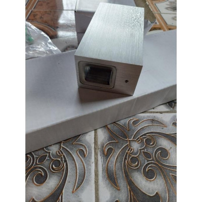 Đèn tường MESOR kiểu dáng nhỏ gọn, tiện dụng trang trí nội thất sang trọng .