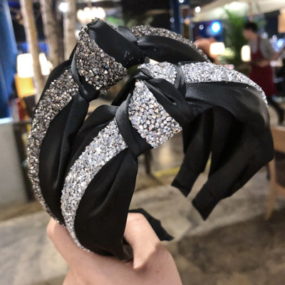 Bờm tóc phối kim sa lấp lánh sang trọng