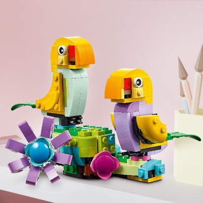 Đồ Chơi Lắp Ráp Chậu Hoa Trang Trí Hình Bình Tưới Cây LEGO CREATOR 31149 (420 chi tiết)