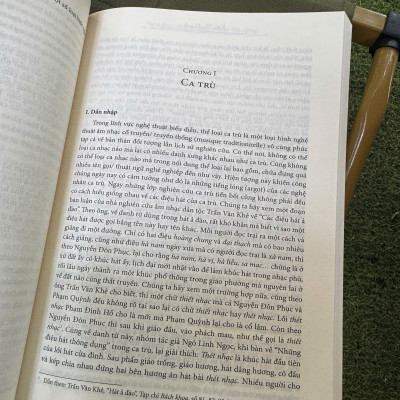 NGHỆ THUẬT TẠO HÌNH VÀ NGHỆ THUẬT DIỄN XƯỚNG TRONG VĂN HÓA DÂN GIAN NGƯỜI VIỆT THỜI TRUNG ĐẠI - GS.TS. Kiều Thu Hoạch - MaiHaBooks