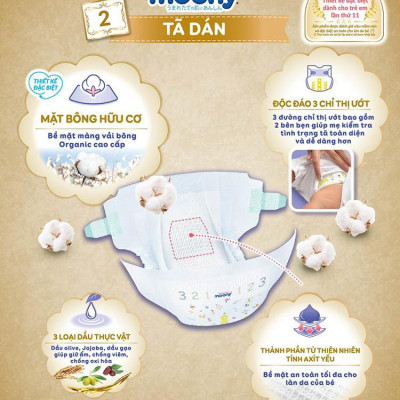 Combo 2 Bỉm - Tã dán Moony Natural size L 38 miếng (Cho bé 9 - 14kg)