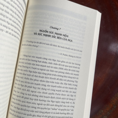 NƯỚC NGA HỒI SINH – Sức mạnh và mục đích trong một trật tự toàn cầu mới – Kathryn E. Stoner – NXB Chính trị Quốc gia Sự thật