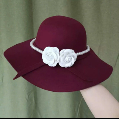 Nón mũ nỉ rộng vành Fedora kết 2 hoa voan kiếng phối đai ngọc trai nhân tạo dona25070101