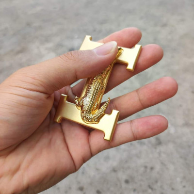 Mặt Khóa dây lưng da cá sấu. Thiết kế chữ H rất đẹp!