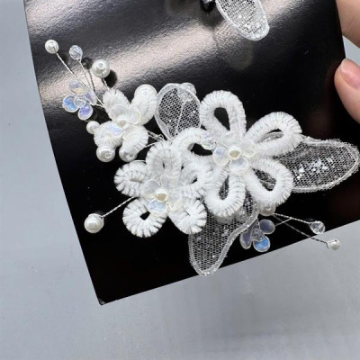 Cài tóc cô dâu hoa kẽm nhung nhỏ đính lá nhũ kim tuyến