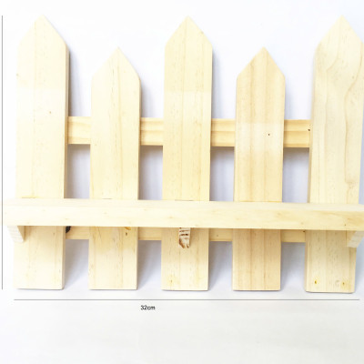 Kệ đa năng Kệ gỗ treo tường trang trí hình hàng rào gỗ thông KT D32xC25cm 