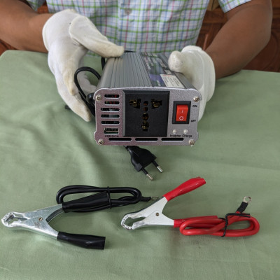 Kích Chuyển Đổi Điện Suoer 1000W 2IN1 - Kích 12V Lên 220V Kèm Sạc Ắc Quy Tự Ngắt Khi Đầy