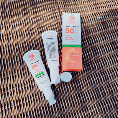 Kem Chống Nắng OKESHOP 60ml SPF 50+ PA++++ Anti-oxydant Tone - Up - Bảo Vệ Da Tuyệt Đối - Anti-Brillance / Anti-shine