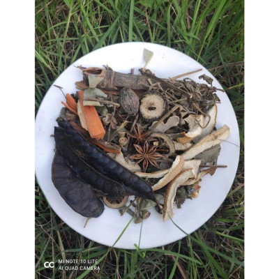 Bịch thảo mộc xông nhà ,  tẩy uế, thanh lọc, diệt khuẩn, xua đuổi con trùng , tạo hương thơm dịu nhẹ  ,cải thiện phong thủy, mang lại cảm giác an lành