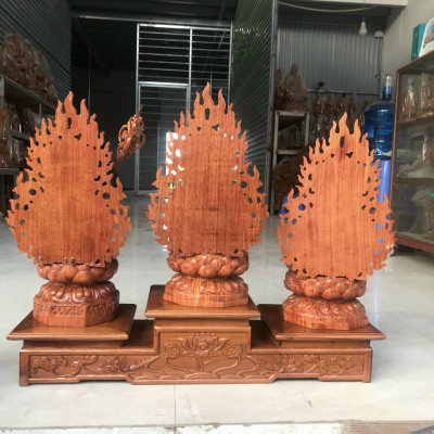 Bộ tượng phật tam thánh bằng gỗ hương đá kt cao 40 ×20×20cm cả lá chắn hòa quang sâu lưng cao 50cm
