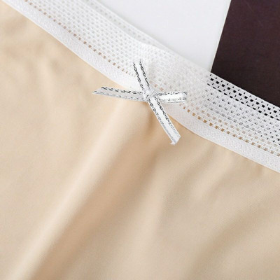 Combo 4 Quần Lót Nữ su lụa cao cấp co giãn mềm mịn (giao màu ngẫu nhiên) - Freesize