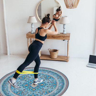 Thảm Yoga tròn cao cấp chính hãng Yvonne, Aqua Enchanted Garden (TẶNG KÈM 3 PHẦN QUÀ) dày 2,5mm, chất liệu cao su, bề mặt BÁM - NHÁM chống trơn trượt, thấm hút mồ hôi, kèm túi đựng thảm và dây buộc thảm, dễ vệ sinh thảm, thảm bền đẹp, sang xịn