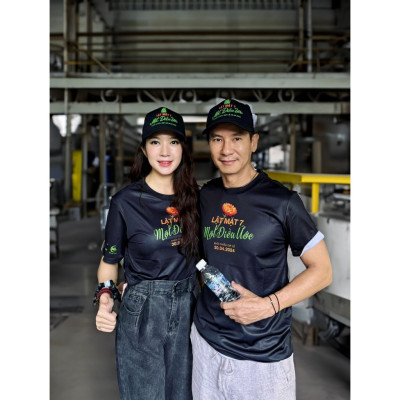 Lôc 6 Chai Nước kiềm FOY Artist Series 2024 loại 520ml