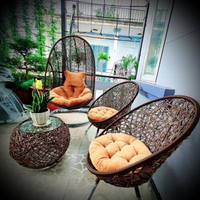 Bộ bàn ghế sân vườn + xích đu NAVICOM - Nệm vải nhung vàng bò