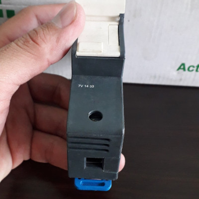 DF141 Đế cầu chì Schneider 1P 50A 14 X 51 mm