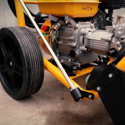 MÁY XỊT CAO ÁP XĂNG 220BAR TOLSEN 79576 - HÀNG CHÍNH HÃNG