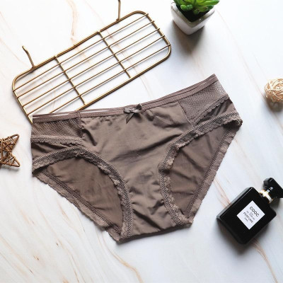 Quần Lót Băng Lụa Phối Ren Siêu Mềm Mát Lạnh Cạp Thấp Phong Cách Châu Âu WL84