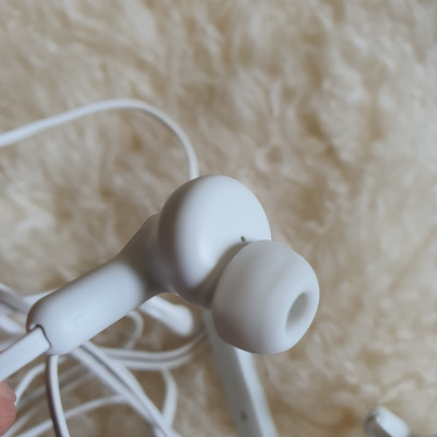 Tai Nghe Dành Cho Điện Thoại VSmart Aris - Jack Chuẩn 3.5mm - Âm Thanh Sống Động - Bass Khoẻ - Hàng Chính Hãng