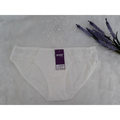 QE 8119.Quần lót phối ren hông điệu đà annie QE 8119 được thiết kế với kiểu dáng thời trang, cuốn hút, form ôm vừa vặn kết hợp c