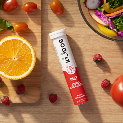 Combo Thực phẩm bảo vệ sức khỏe KUDOS DAILY VITAMINS PLUS BIOTIN & GINSENG + KUDOS VITAMIN C 1000MG (20 viên/tuýp)