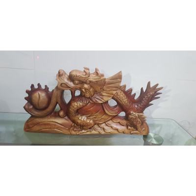 Tượng Gỗ Mỹ Nghệ Chạm Rồng lửa Gỗ Size Dài 50cm x Cao 22cm x dầy 6cm Anh Chị trưng bàn trang trí nhà cửa Màu Vàng đỏ nhẹ sáng đẹp ạ