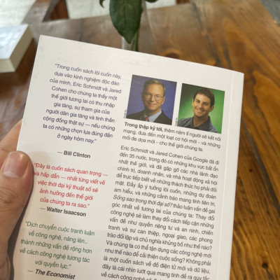 SỐNG SAO TRONG THỜI ĐẠI SỐ? - Định hình lại tương lai của con người, quốc gia và doanh nghiệp – Eric Schmidt và Jared Cohen – Hoàng Thạch Quân dịch – NXB Trẻ (Bìa mềm)