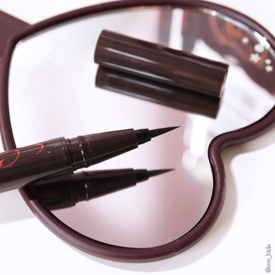 Bút Kẻ Mắt Nước Siêu Chống Trôi Nét Kẻ Mãnh Kissme Heroine Make Smooth Liquid Eyeliner (Màu Nâu Đen)