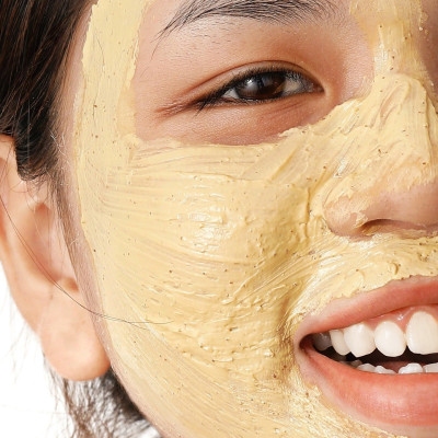 Mặt nạ nghệ Hưng Yên Turmeric face mask Cocoon 30ml giúp da đều màu, giảm thâm thuần chay