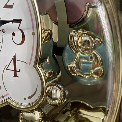 Đồng hồ Rhythm 4SE504WR18 Kt 18.0 x 20.0 x 9.0cm, 740g Vỏ nhựa. Dùng Pin.