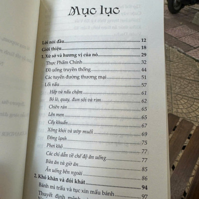 VƯƠNG QUỐC LÚA MẠCH ĐEN - Lược Sử Ẩm Thực Nga - Darra Goldstein - Nhã Phong dịch - Lyceum