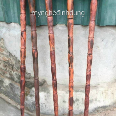 Gậy batong dành cho người già bằng gỗ trắc đỏ đen kt 90×13×3cm
