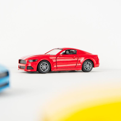 Đồ Chơi Mô Hình Xe FM Mui Cứng Chạy Trớn - Toys&Joys 53216 - Màu Đỏ