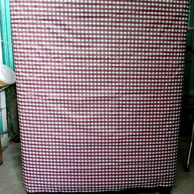 Áo bọc máy giặt cửa trên cho máy từ 9 - 10 kg , vải dù siêu bền , thoáng khí , chống nước , chống bụi tốt bảo vệ máy khỏi mưa nắng khi để ngoài trời ,giao màu ngẫu nhiên