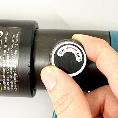 Kìm ép đầu cos bằng thủy lực YQK-300, Kìm bấm cos thủy lực 300 mm2 100KN YQK-300