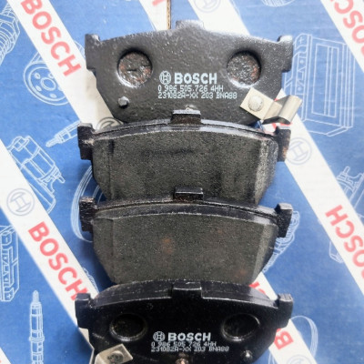 Bố Thắng Sau Nissan Bluebird Maxima Cefiro - Bosch BP 5726