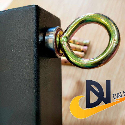 Khung treo bao cát boxing DAI NHAN, làm bằng thép chắc chắn, sơn tĩnh điện đen nhám, tặng đầy đủ phụ kiện lắp đặt