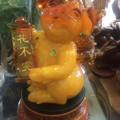 Tượng Chú Heo Vàng to ngồi đế xoay mang vác hủ vàng túi tiền trên lưng 42cmx30cm ý nghĩa money Lộc Vào Anh Chị trưng phòng khách nhà, công ty, bàn làm việc , quà tặng  ạ