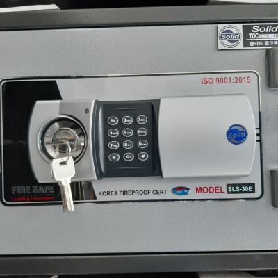 Két Sắt Hàn Quốc Solid SLS-30E (45kg)