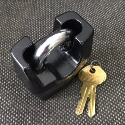 Ổ khóa thép chống cắt Master Lock 6325 thân thép 61mm - Dòng ProSeries