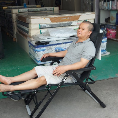 Giường xếp ghế đa năng Juno Sofa có kệ điện thoại và ly nước tiện lợi 