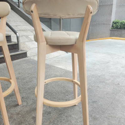Ghế đảo bếp cố định nhập khẩu CB BEE-72W Nội thất Capta Ghế bàn đảo gỗ cao su nệm bọc giả da dễ vệ sinh bar chair hcm