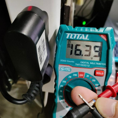 ĐỒNG HỒ ĐO ĐIỆN VẠN NĂNG TOTAL TMT460012 - HÀNG CHÍNH HÃNG
